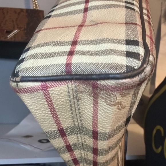 Burberry EUC Coated Nova Check Medium Tote w/COA - Picture 12 of 15